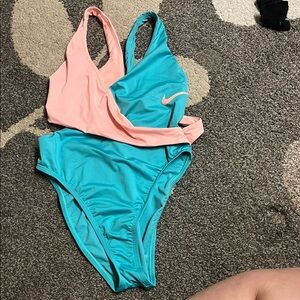 Nike Crossover Swimsuit sz L